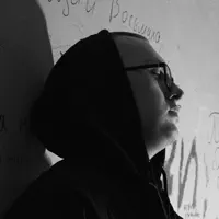 Poslechněte si interpreta undefined, sledujte hudební videa, přečtěte si životopis, podívejte se na data turné a další informace.