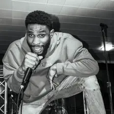 Hör dir Blvck MOJO an, schau dir Musikvideos an, lies die Biografie, finde Tourdaten und mehr!