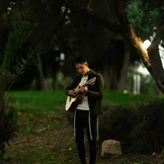 Dengarkan Gabe Bauman, tonton video musik, baca bio, lihat tanggal tur & lainnya!