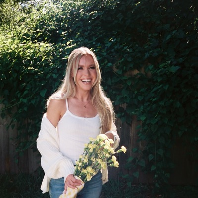 Listen to Sarahbeth Taite, watch music videos, read bio, see tour dates & more!