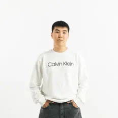 聆聽 Ali Broo、觀看音樂影片、閱讀小傳、查看巡演日期等！