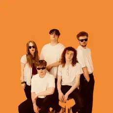 Hör dir Muzzle an, schau dir Musikvideos an, lies die Biografie, finde Tourdaten und mehr!