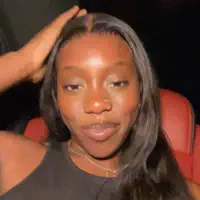 收听 undefined、观看音乐视频、阅读小传、查看巡演日期等 ！