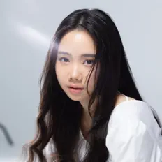 Listen to Lauren Woo, watch music videos, read bio, see tour dates & more!