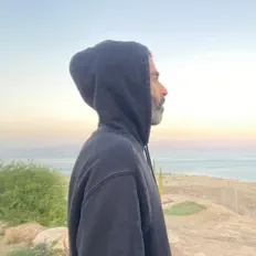 Escucha a Gidon Schocken, mira videos musicales, lee su biografía, consulta las fechas de las gira y más.