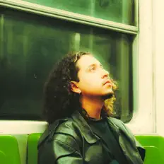 Ouve Julio Abreu, vê vídeos de música, lê a biografia, vê as datas da digressão e muito mais!