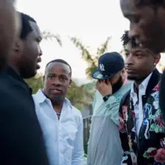 Marquiseを聴いたり、ミュージックビデオを鑑賞したり、経歴やツアー日程などを確認したりしましょう！