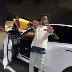 LIL BUDDIE을(를) 듣고, 뮤직 비디오를 보고, 약력을 읽고, 투어 일정 등을 확인하세요!