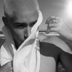 Écoutez mikah, regardez des vidéoclips, lisez la biographie, consultez les dates de tournée et plus encore !