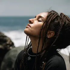 Ακούστε περιεχόμενο από ЛЕЙЛА, παρακολουθήστε μουσικά βίντεο, διαβάστε το βιογραφικό, δείτε ημερομηνίες περιοδείας, και πολλά ακόμη!