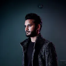聆聽 Prayas Pandey、觀看音樂影片、閱讀小傳、查看巡演日期等！