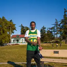 Ascolta Gooni3GangK3, guarda video musicali, leggi la biografia, vedi le date del tour & altro!