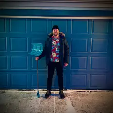 Dengarkan Battle Plans, tonton video musik, baca bio, lihat tanggal tur & lainnya!