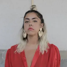 Dengarkan Paurro, tonton video musik, baca bio, lihat tanggal tur & lainnya!