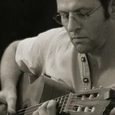 Luister naar Guy Buyse, bekijk muziekvideo's, lees de bio, bekijk de tourdata, en meer!