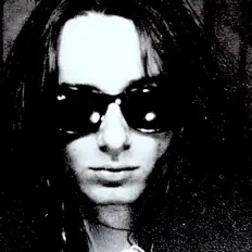 Afton Roamer: песни, клипы, биография, даты выступлений и многое другое.