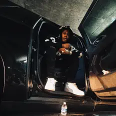 Okayy Zayy을(를) 듣고, 뮤직 비디오를 보고, 약력을 읽고, 투어 일정 등을 확인하세요!