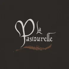 La Pastourelleを聴いたり、ミュージックビデオを鑑賞したり、経歴やツアー日程などを確認したりしましょう！