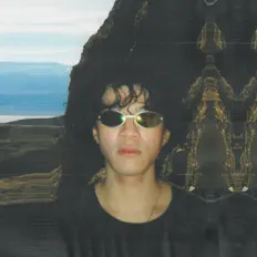 收听 Cozyfruits、观看音乐视频、阅读小传、查看巡演日期等 ！