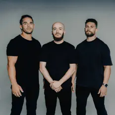 Luister naar ReFormed, bekijk muziekvideo's, lees de bio, bekijk de tourdata, en meer!