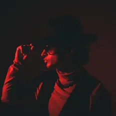 Posłuchaj wykonawcy Ronzoni Hines, obejrzyj teledyski, przeczytaj biografię, zobacz daty tras koncertowych i nie tylko!