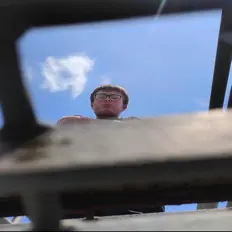 Dengarkan C.C, tonton video musik, baca bio, lihat tanggal tur & lainnya!