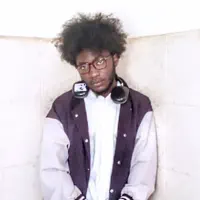 Dengarkan undefined, tonton video musik, baca bio, lihat tanggal tur & lainnya!