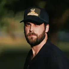 Escucha a Trent Fisher, mira videos musicales, lee su biografía, consulta las fechas de las gira y más.