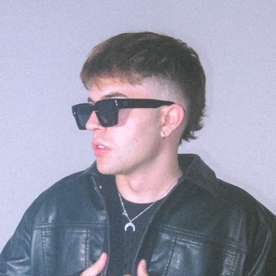 Listen to Pikeras, watch music videos, read bio, see tour dates & more!