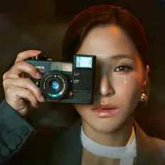 Charmy Pham을(를) 듣고, 뮤직 비디오를 보고, 약력을 읽고, 투어 일정 등을 확인하세요!