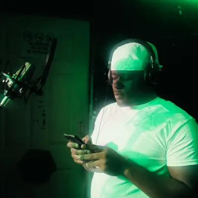 Listen to Kj Dinero, watch music videos, read bio, see tour dates & more!