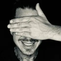 Listen to Giampi Spinelli, watch music videos, read bio, see tour dates & more!