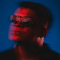 undefinedを聴いたり、ミュージックビデオを鑑賞したり、経歴やツアー日程などを確認したりしましょう！