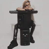 undefined을(를) 듣고, 뮤직 비디오를 보고, 약력을 읽고, 투어 일정 등을 확인하세요!