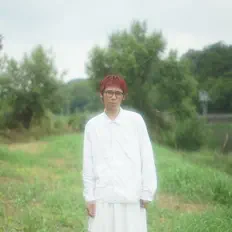 Hör dir Tomoya Saito an, schau dir Musikvideos an, lies die Biografie, finde Tourdaten und mehr!