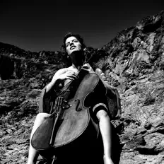 Ascolta Meitarai, guarda video musicali, leggi la biografia, vedi le date del tour & altro!