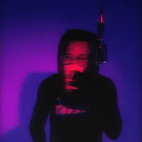 undefined dinle, müzik videolarını izle, biyografisini oku, tur tarihlerini ve daha fazlasını gör!