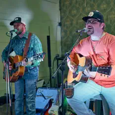 Escucha a Tellico Two, mira videos musicales, lee su biografía, consulta las fechas de las gira y más.