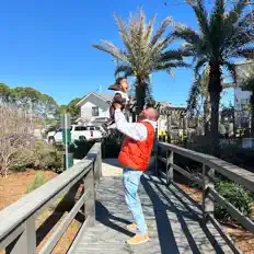 Luister naar Samuel Lee Blue, bekijk muziekvideo's, lees de bio, bekijk de tourdata, en meer!