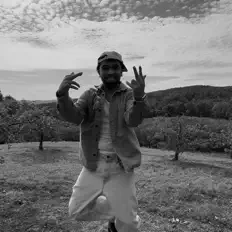 AnDreyy dinle, müzik videolarını izle, biyografisini oku, tur tarihlerini ve daha fazlasını gör!