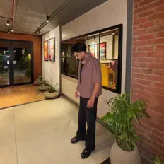 Ouça Divyansh, assista a videoclipes, leia a biografia, veja as datas das turnês e mais!