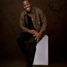 聆聽 Joshua Adedeji、觀看音樂影片、閱讀小傳、查看巡演日期等！