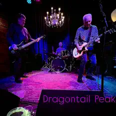 Posłuchaj wykonawcy Dragontail Peak, obejrzyj teledyski, przeczytaj biografię, zobacz daty tras koncertowych i nie tylko!