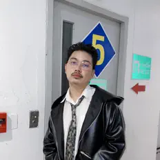 Bossiboyを聴いたり、ミュージックビデオを鑑賞したり、経歴やツアー日程などを確認したりしましょう！