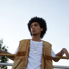 Ascolta Kateel, guarda video musicali, leggi la biografia, vedi le date del tour & altro!