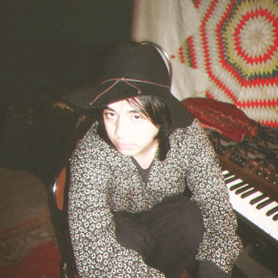 Listen to iluna, watch music videos, read bio, see tour dates & more!