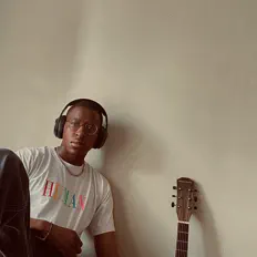 Hör dir D.Jonathan an, schau dir Musikvideos an, lies die Biografie, finde Tourdaten und mehr!