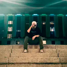 Escucha a newhaven, mira videos musicales, lee su biografía, consulta las fechas de las gira y más.
