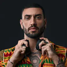 Dengarkan Mr.Maui, tonton video musik, baca bio, lihat tanggal tur & lainnya!
