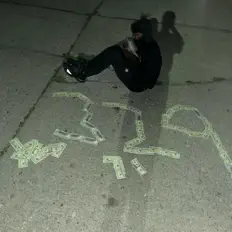 329LilMauriを聴いたり、ミュージックビデオを鑑賞したり、経歴やツアー日程などを確認したりしましょう！